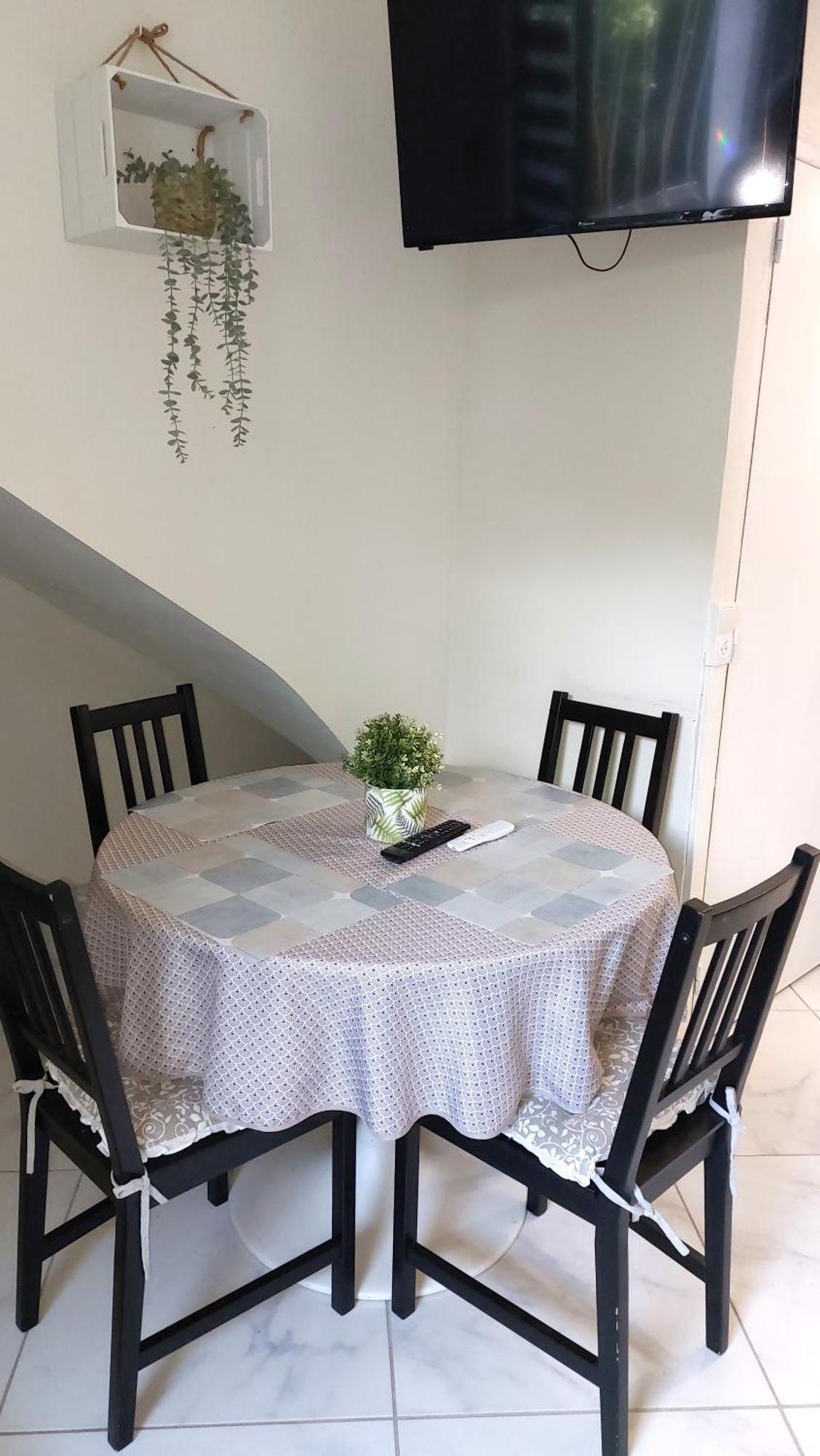A 10Mn Des Arenes F2 Au Calme Avec Garage Gratuit Apartment Ним Екстериор снимка