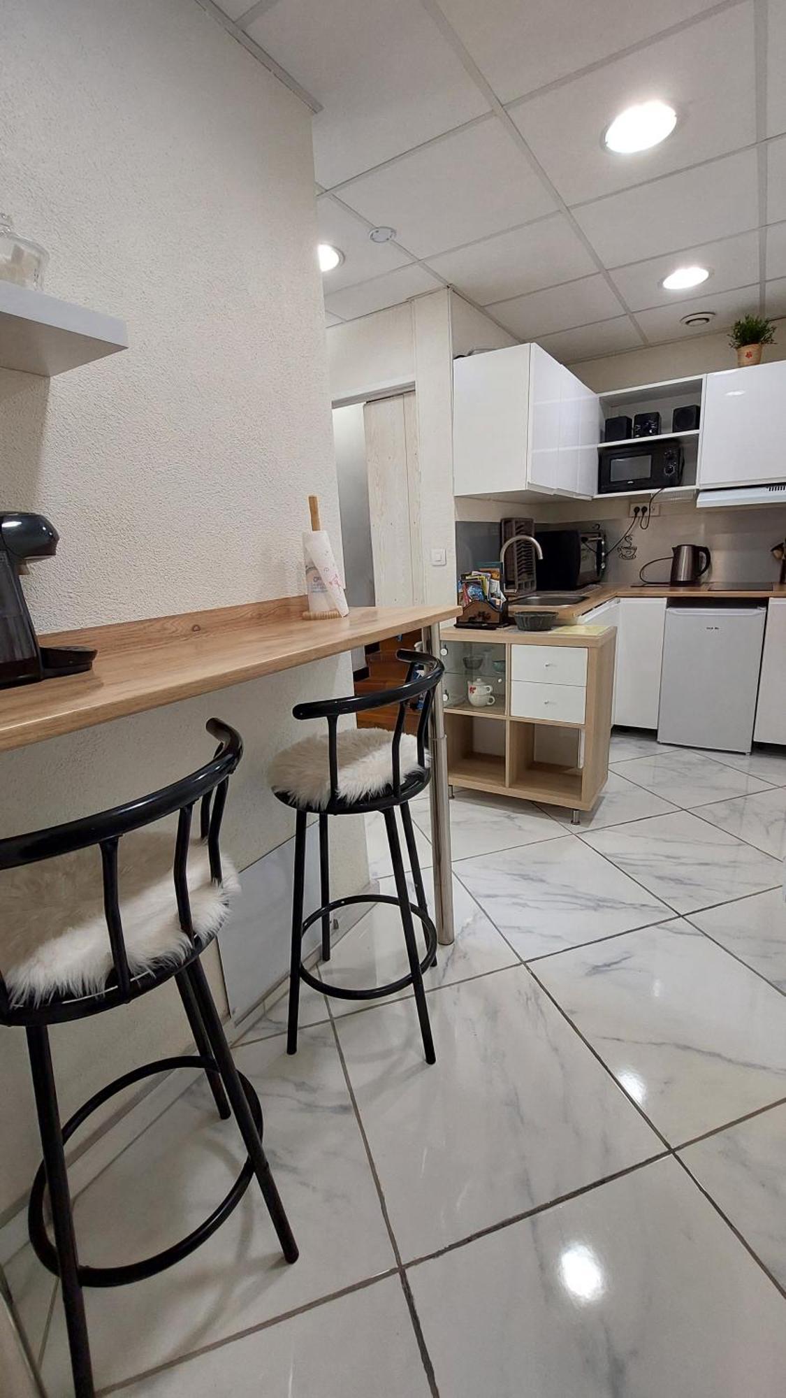 A 10Mn Des Arenes F2 Au Calme Avec Garage Gratuit Apartment Ним Екстериор снимка
